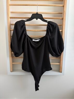 ASTR the Label Puff-Sleeve Bodysuit